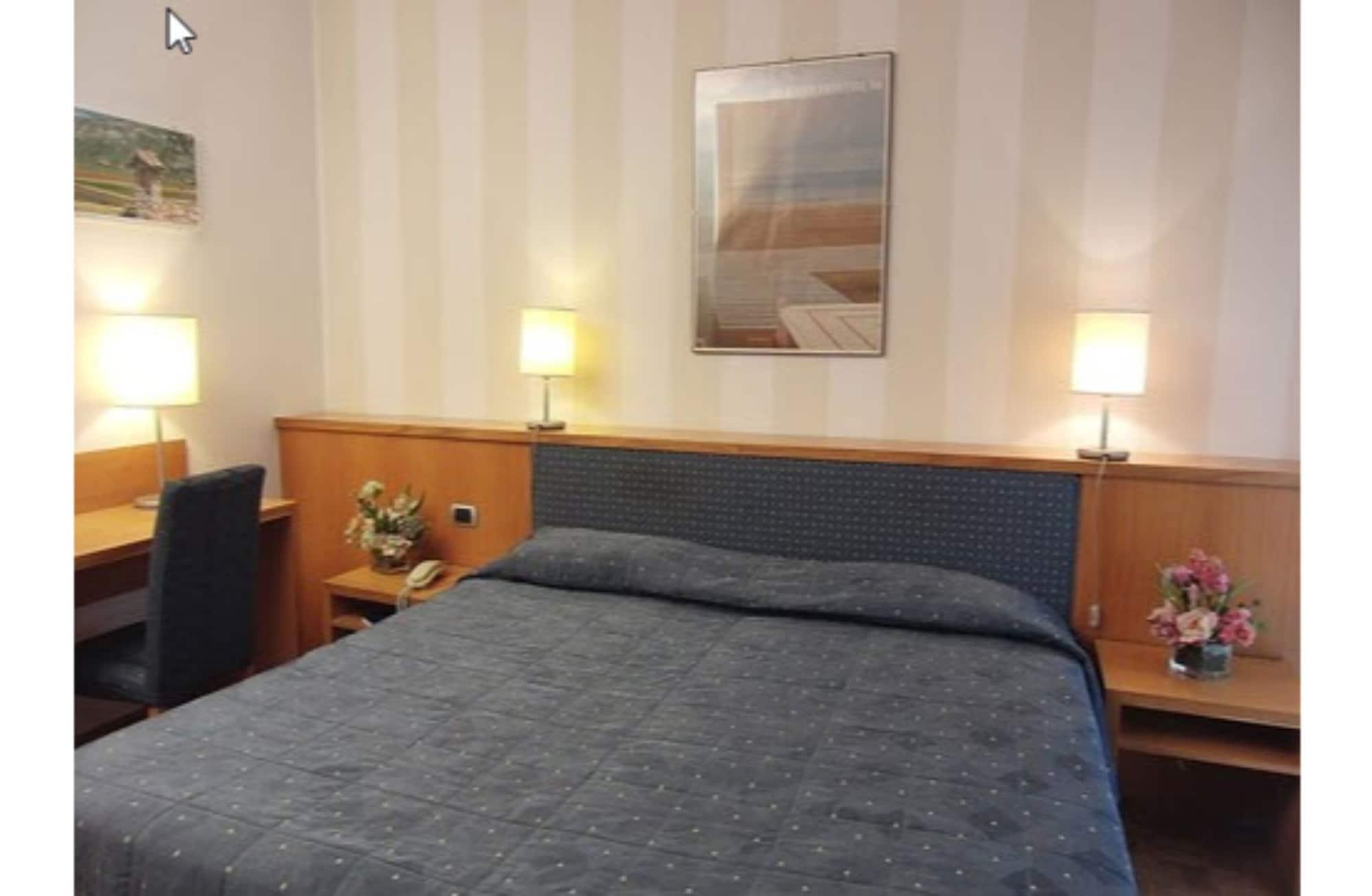 Hotel Clarici Spolète Extérieur photo