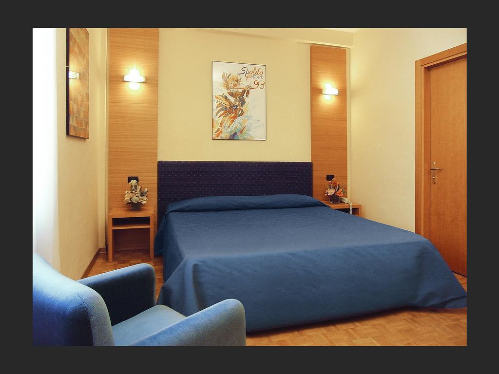 Hotel Clarici Spolète Extérieur photo