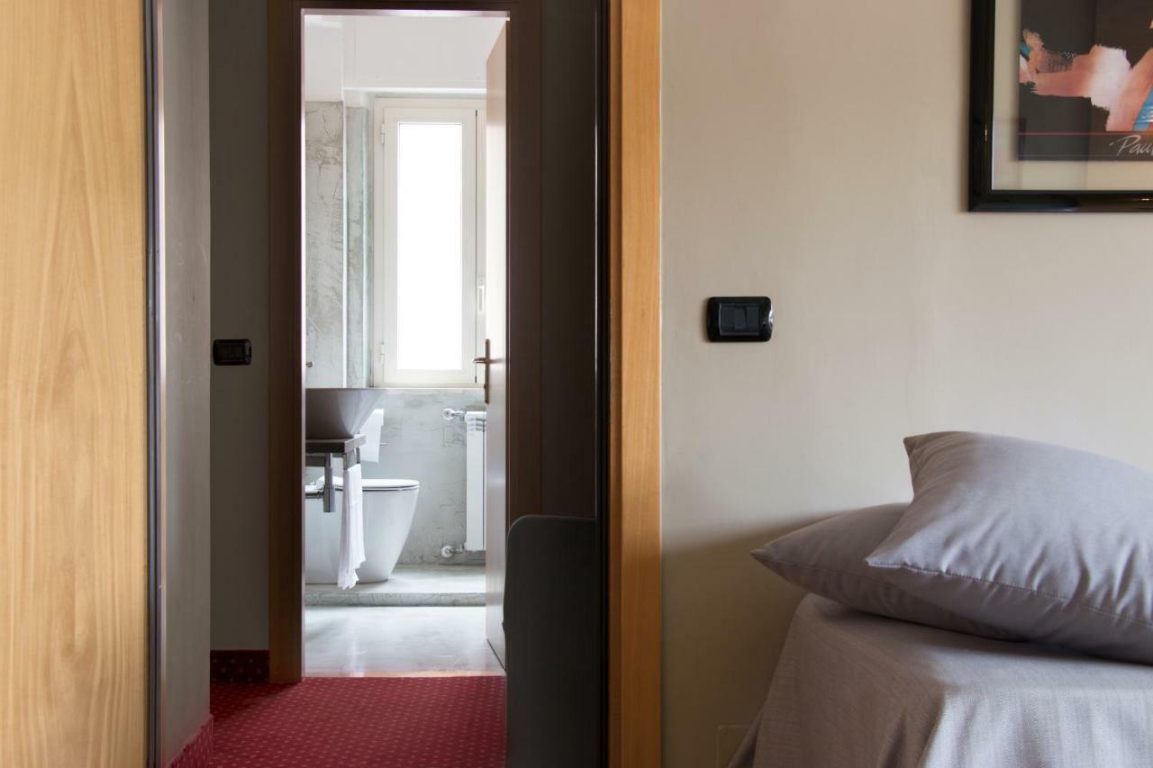 Hotel Clarici Spolète Extérieur photo